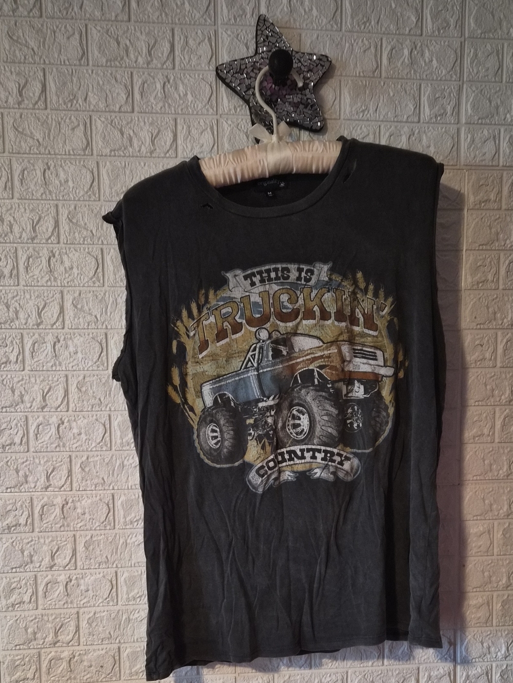 Black 'Truckin' Graphic Muscle Tee - Truckin Country